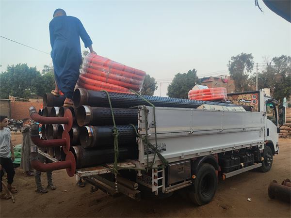 تحميل مواسير غاطس وخطوط طرد